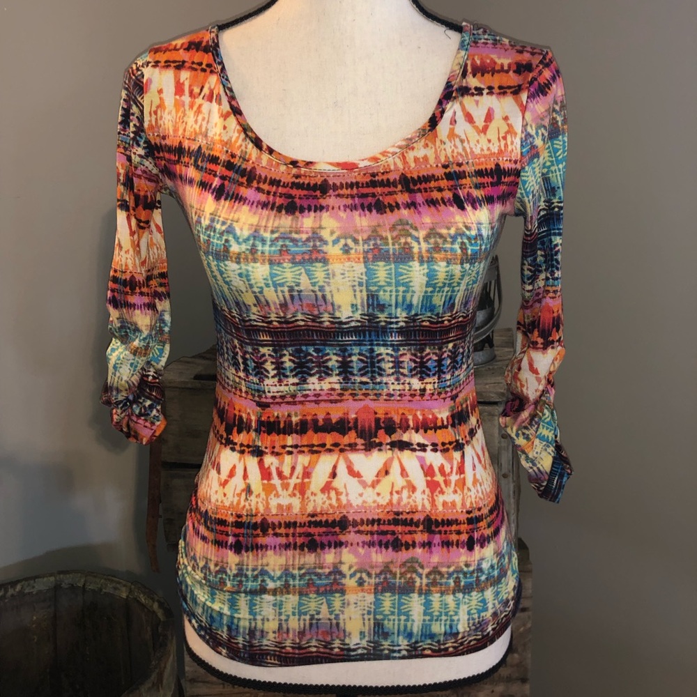 Rainbow top Size Medium